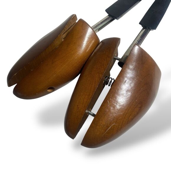 Wood Shoe Keeper Inserts Rochester Travel Shoe Tree Men's Size 4 Spring Loaded - Picture 3 of 7